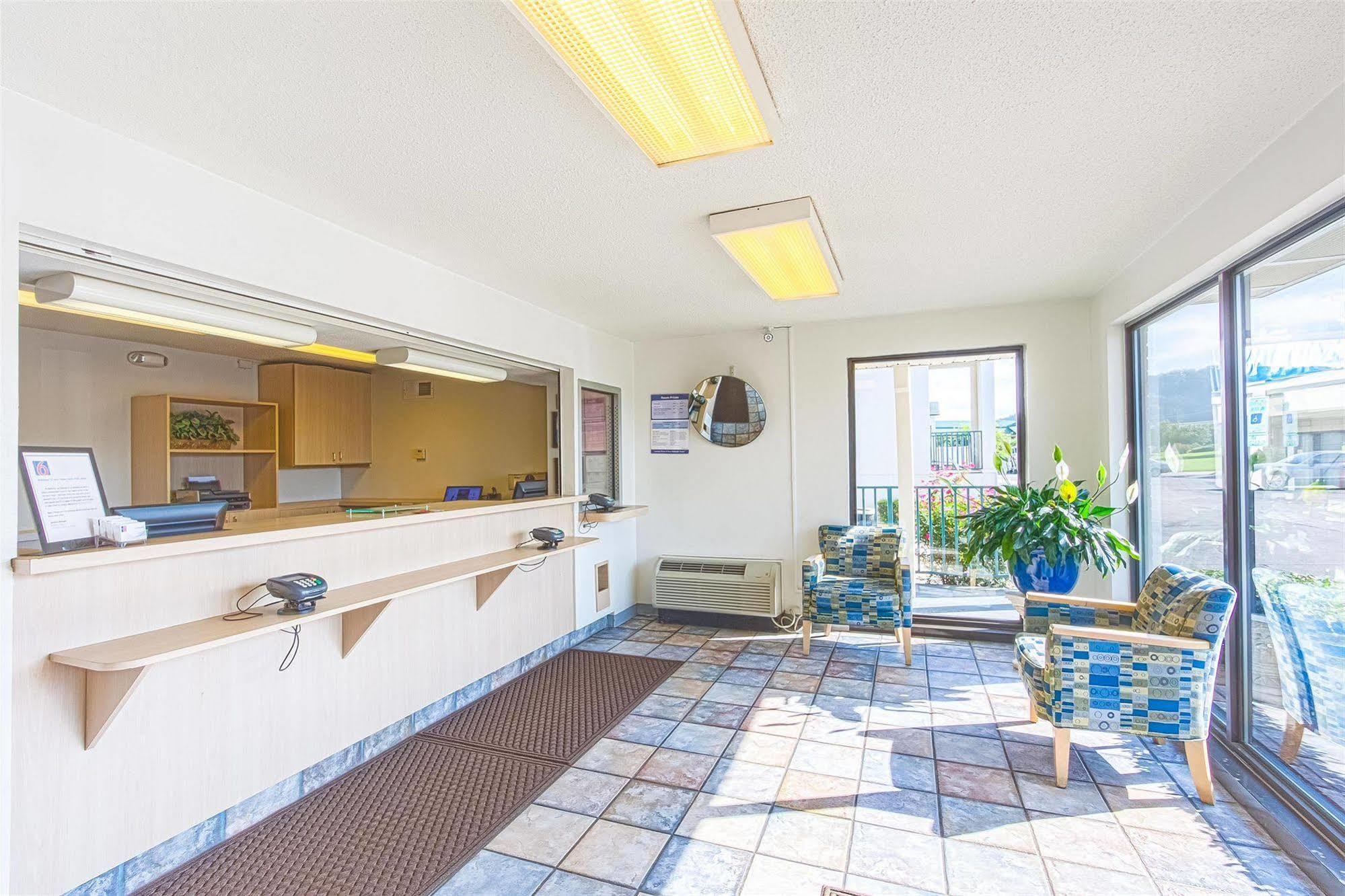 Motel 6 Chattanooga East Dış mekan fotoğraf